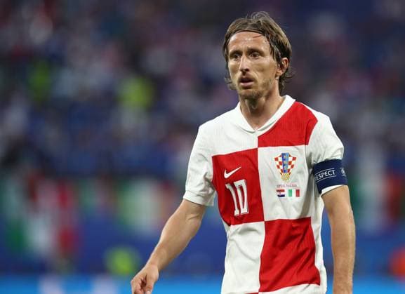 24.06.2024, xtgx, Fussball EM 2024, Kroatien - Italien emspor, v.l. Luka Modric (Kroatien Croatia) (UEFA REGULATIONS PROHIBIT ANY USE OF PHOTOGRAPHS as IMAGE SEQUENCES and or QUASI-VIDEO) Leipzig