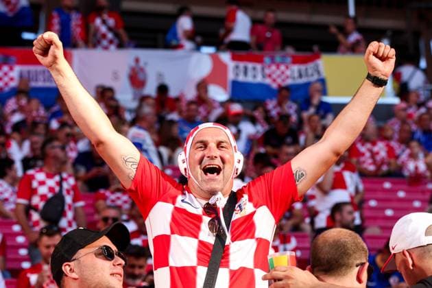 2024-06-24 Croatia v Italy - Group B - UEFA EURO, EM, Europameisterschaft,Fussball 2024 LEIPZIG, GERMANY - JUNE 24: Fan of Croatia wearing a waterpolo cap during the Group B - UEFA EURO 2024 match between Croatia and Italy at Red Bull Arena on June 24, 2024 in Leipzig, Germany. (Photo by Peter Lous BSR Agency) Leipzig Germany Content not available for redistribution in The Netherlands directly or indirectly through any third parties. Copyright: xBSRxAgencyx