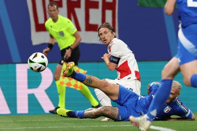 Leipzig: Leipzig, Germany 24.06.2024: Luca Modric of Croatia during the UEFA EURO, EM, Europameisterschaft,Fussball 2024 Matchday 3, group stage B football match between Croatia vs Italy at Leipzig Stadium. UEFA European Football Championship - UEFA Euro 2024 - Croatia vs Italy  - ZUMAp169 20240624_zsa_p169_196 Copyright: xIPAx