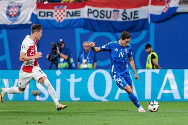 UEFA EURO, EM, Europameisterschaft,Fussball 2024: Kroatien - Italien; 24.06.2024 Federico Chiesa (Italien, 14) schießt UEFA EURO 2024: Kroatien - Italien; Leipzig Stadium, Leipzig am 24.06.2024 Copyright: xBEAUTIFULxSPORTS Wunderlx