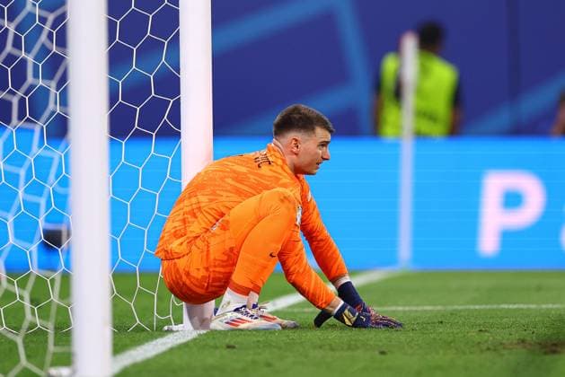 2024.06.24 Lipsk Pilka nozna Reprezentacja Mistrzostwa Europy EURO 2024 Niemcy Chorwacja - Wlochy N z Dominik Livakovic Foto Pawel Andrachiewicz PressFocus 2024.06.24 Lipsk Football European Championships 2024 EURO 2024 Germany Croatia - Italy Dominik Livakovic Credit: Pawel Andrachiewicz PressFocus NEWSPIX.PL --- Newspix.pl POLAND OUT!  20240624_xPF_PA104