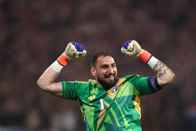 Gianluigi Donnarumma of Italy celebrates after the full time whistle Croatia v Italy, UEFA European Championship, EM, Europameisterschaft 2024, Group B, Football, Leipzig Stadium, Leipzig, Germany, 24 Jun 2024 EDITORIAL USE ONLY No use with unauthorised audio, video, data, fixture lists, club league logos or live services. Online in-match use limited to 120 images, no video emulation. No use in betting, games or single club league player publications. Copyright: xMattxWest Shutterstockx 14551036ct