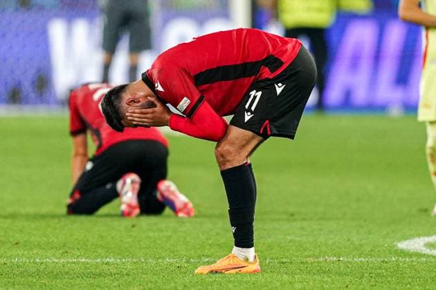 2024-06-24 Albania v Spain - Group B - UEFA EURO, EM, Europameisterschaft,Fussball 2024 DUSSELDORF, GERMANY - JUNE 24: Armando Broja of Albania disappointed after the UEFA Euro 2024 exit during the Group B - UEFA EURO 2024 match between Albania and Spain at Dusseldorf Arena on June 24, 2024 in Dusseldorf, Germany. (Photo by Joris Verwijst BSR Agency) Dusseldorf Germany Content not available for redistribution in The Netherlands directly or indirectly through any third parties. Copyright: xBSRxAgencyx