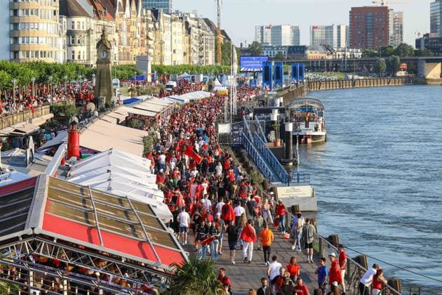 Fan Zone Burgplatz in Düsseldorf - Public Viewing: UEFA EURO, EM, Europameisterschaft,Fussball 2024 - Albanien gegen Spanien; 24.06.2024 Fan Zone Burgplatz in Düsseldorf - Public Viewing: UEFA EURO 2024 - Albanien gegen Spanien am 24.06.2024, Düsseldorf. - Copyright: xBEAUTIFULxSPORTS KennyxBeelex