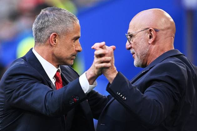 Russia Soccer Euro 2024 Albania - Spain 8715914 24.06.2024 Albania s head coach Sylvinho, left, and Spain s head coach Luis de la Fuente greet each other before the UEFA EURO, EM, Europameisterschaft,Fussball 2024 Group B soccer match between Albania and Spain at the Duesseldorf Arena in Duesseldorf, Germany. Alexey Filippov Sputnik Dusseldorf Germany  Copyright: xAlexeyxFilippovx