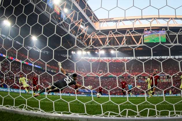 But de espagne 11 Torres Garcia Ferran FERRAN Forward FOOTBALL : Albanie vs Espagne - Euro 2024 Groupe B, - Dusseldorf Arena - 24 06 024 ElyxandroCegarra Panoramic 