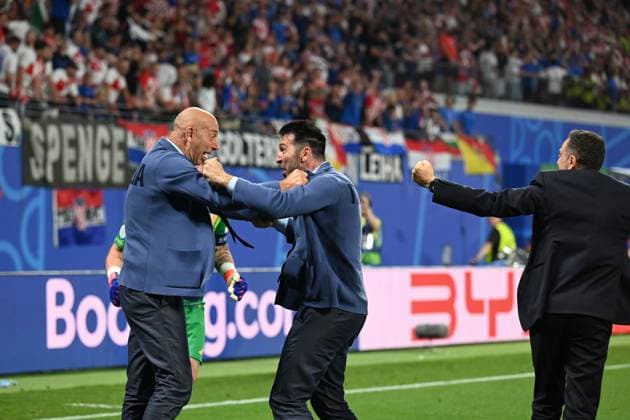 Daniele Baldini (Italy) Gianluigi Buffon (Italy) celebrates after scoring his team s first goal during the UEFA EURO, EM, Europameisterschaft,Fussball Germany 2024 match between Croatia 1-1 Italy at Leipzig Stadium on June 24, 2024 in Leipzig, Germany. Noxthirdxpartyxsales  (257549856)