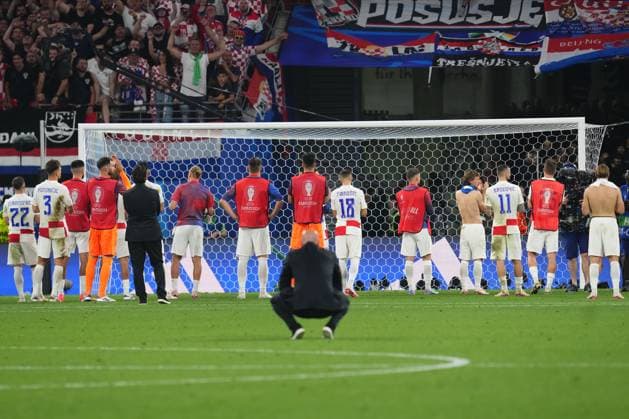 GER: Croatia v Italy. UEFA EURO, EM, Europameisterschaft,Fussball 2024 Croatia players looking to his fans at full time during the UEFA Euro 2024 match between Croatia and Italy, Group B, date 3, played at Red Bull Arena Stadium on June 24, 2024 in Leipzig, Germany. kpng Copyright: xBaguxBlancox xPRESSINPHOTOx PS_240624_CRO_ITA_1165