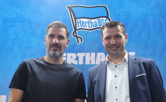 Sport Themen der Woche KW26 Sport Bilder des Tages Trainer Cristian Fiel, Sportdirektor Benjamin Weber PK Pressekonferenz zur Trainervorstellung Fußball Fussball DFL Bundesliga Herren Saison 2024 2025 25.06.2024 Hertha BSC Berlin *** Coach Cristian Fiel, Sporting Director Benjamin Weber Press conference on coach presentation Sport Football Soccer DFL Bundesliga Men Season 2024 2025 25 06 2024 Hertha BSC Berlin