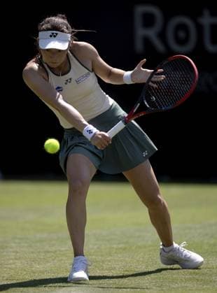 Lily Miyazaki of GBR in action Rothesay International Eastbourne, Day 3, Tennis, Devonshire Park, Eastbourne, UK - 25 June 2024  Copyright: xEllaxLing Shutterstockx 14555503h