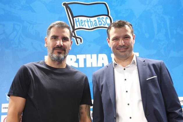 DEU, DFL, 2. FBL, Hertha BSC, Pressekonferenz, 25.06.2024, Hertha BSC Geschaeftsstelle, Berlin, DEU, DFL, 2. FBL, Hertha BSC, Pressekonferenz, im Bild Cheftrainer Cristian Fiel (Hertha BSC Berlin), Benjamin Weber (Sportdirektor, Hertha BSC Berlin) DFL - regulations prohibit any use of Photographs as image sequences and or quasi-video Foto: Juergen Engler nordphoto GmbH