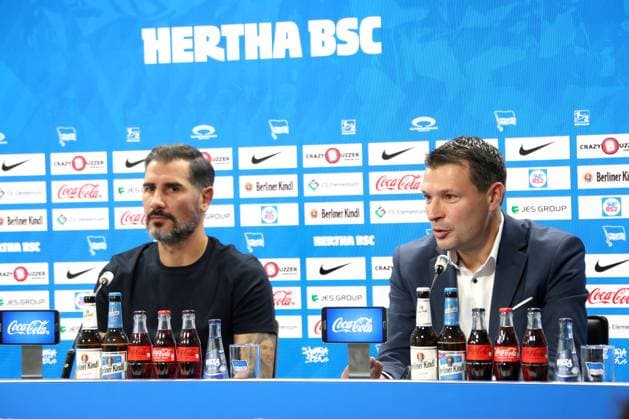 DEU, DFL, 2. FBL, Hertha BSC, Pressekonferenz, 25.06.2024, Hertha BSC Geschaeftsstelle, Berlin, DEU, DFL, 2. FBL, Hertha BSC, Pressekonferenz, im Bild Cheftrainer Cristian Fiel (Hertha BSC Berlin), Benjamin Weber (Sportdirektor, Hertha BSC Berlin) DFL - regulations prohibit any use of Photographs as image sequences and or quasi-video Foto: Juergen Engler nordphoto GmbH