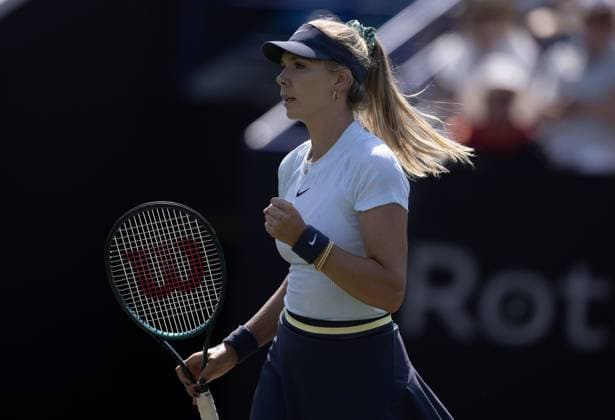 Katie Boulter of GBR celebrates Rothesay International Eastbourne, Day 3, Tennis, Devonshire Park, Eastbourne, UK - 25 June 2024  Copyright: xEllaxLing Shutterstockx 14555503u