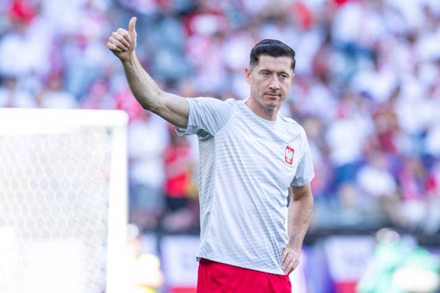 UEFA EURO, EM, Europameisterschaft,Fussball 2024: Frankreich - Polen; 25.06.2024 Robert Lewandowski (Polen, 9). UEFA EURO 2024: Frankreich - Polen; BVB Stadion Dortmund, Dortmund, am 25.06.2024 Copyright: xBEAUTIFULxSPORTS Meuselx