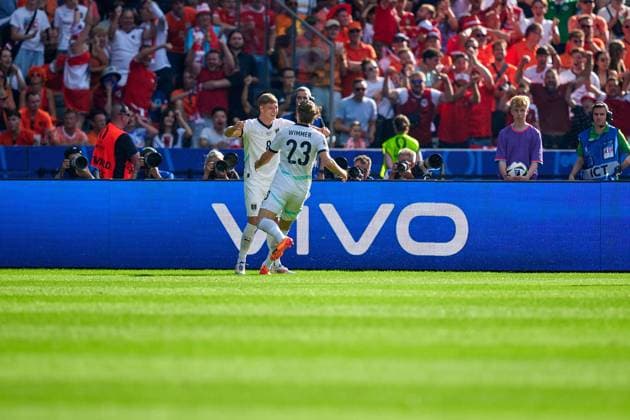 Alexander Prass (Oesterreich, 08), Patrick Wimmer (Oesterreich, 23), jubeln ueber 1:0 Tor, GER, UEFA EURO, EM, Europameisterschaft,Fussball 2024, Fussball Herren, UEFA EM 2024 Matchtag 3, Gruppe D, Niederlande vs. Oesterreich, Netherlands vs. Austria, 25.06.2024. GER, UEFA Euro 2024, Fussball Herren, UEFA EM 2024 Matchtag 3, Gruppe D, Niederlande vs. Oesterreich, Netherlands vs. Austria, 25.06.2024. Berlin Copyright: xEibner-Pressefotox xClaudiusxRauchx EP_CRH