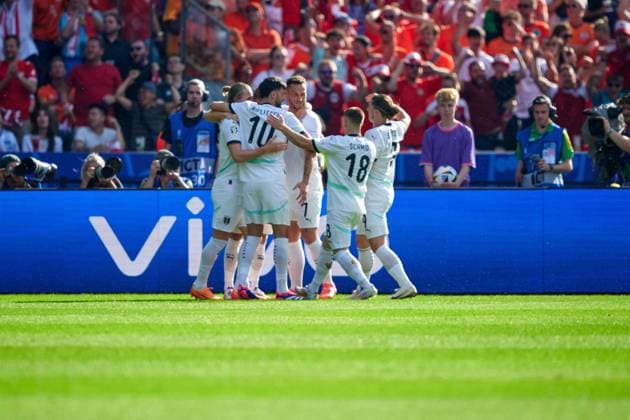 Oesterreich jubelt ueber Tor zum 1:0, GER, UEFA EURO, EM, Europameisterschaft,Fussball 2024, Fussball Herren, UEFA EM 2024 Matchtag 3, Gruppe D, Niederlande vs. Oesterreich, Netherlands vs. Austria, 25.06.2024. GER, UEFA Euro 2024, Fussball Herren, UEFA EM 2024 Matchtag 3, Gruppe D, Niederlande vs. Oesterreich, Netherlands vs. Austria, 25.06.2024. Berlin Copyright: xEibner-Pressefotox xClaudiusxRauchx EP_CRH