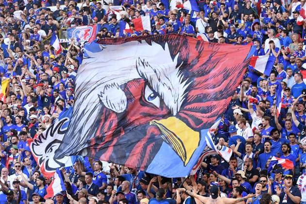 Sport Bilder des Tages Fußball UEFA EURO, EM, Europameisterschaft,Fussball 2024 Gruppenphase 3. Spieltag Frankreich - Polen am 25.06.2024 im BVB Stadion Dortmund in Dortmund Fans Zuschauer Frankreich *** Soccer UEFA EURO 2024 Group Stage 3 Matchday France Poland on 25 06 2024 at BVB Stadion Dortmund in Dortmund Fans Spectators France xRx