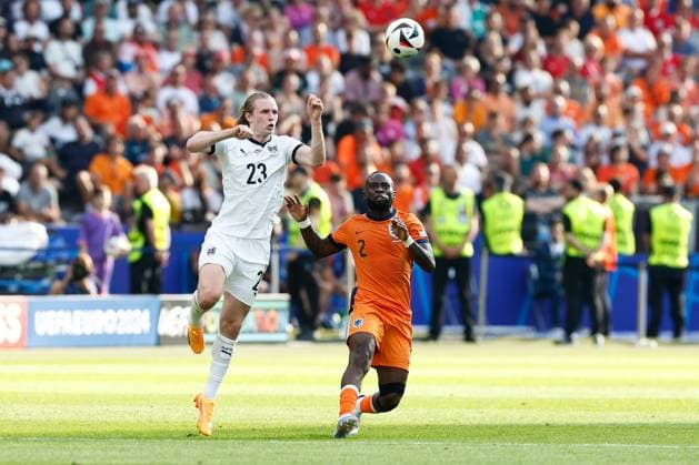 BERLIN, Olympia Stadium , 25-06-2024 , European Football Championship Euro2024, Group stage match no.31 between Netherlands and Austria, Austria player Patrick Wimmer, Netherlands player Lutsharel Geertruida Netherlands - Austria (Euro2024)  x25596315x Copyright: