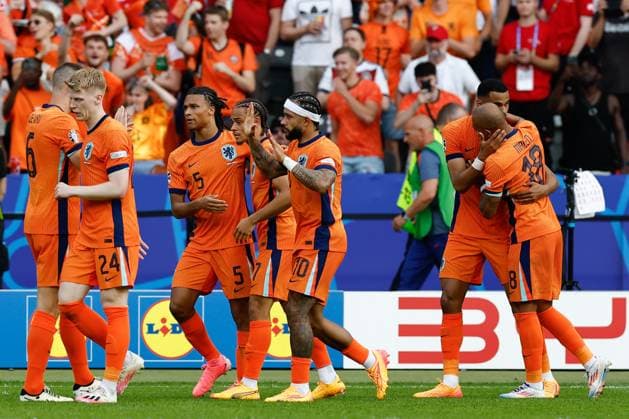 BERLIN, Olympia Stadium , 25-06-2024 , European Football Championship Euro2024, Group stage match no.31 between Netherlands and Austria, Netherlands celebrating the 1-1 of Netherlands player Cody Gakpo Netherlands - Austria (Euro2024)  x25596381x Copyright: