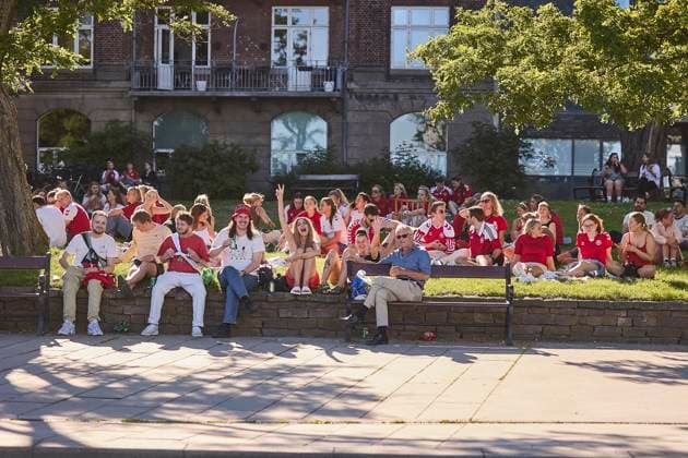 Football fans before the EURO match between Denmark and Serbia on the waterfront in Aarhus Tuesday, June 25, 2024.. (Photo: Mikkel Berg Pedersen Ritzau Scanpix) , Aarhus Denmark Copyright: MikkelxBergxPedersenx spdk20240625-184904-L