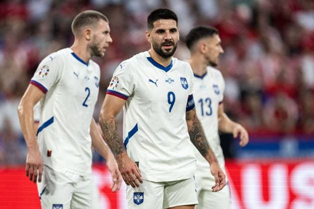 240625 Aleksandar Mitrovic of Serbia during the UEFA EURO, EM, Europameisterschaft,Fussball 2024 Football Championship match between Denmark and Serbia on June 25, 2024 in Munich. Photo: Mathias Bergeld BILDBYRAN kod MB MB0940 fotboll football soccer fotball fotbolls-em europamästerskap em uefa euro uefa european football championship euro 2024 danmark denmark serbien serbia bbeng Copyright: MATHIASxBERGELD BB240625MB058