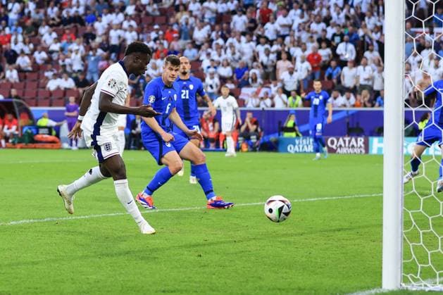 Football - UEFA EURO, EM, Europameisterschaft,Fussball 2024 - Group C - England v Slovenia 25th June 2024 - UEFA EURO 2024 - Group C - England v Slovenia - Bukayo Saka of England scores a goal which was later disallowed - Photo: Simon Stacpoole Offside. Cologne Germany Copyright: xSimonxStacpoolexOffside