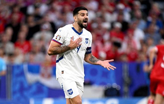 Fussball Euro 2024 Gruppe C 25.06.2024 Daenemark - Serbien Aleksandar Mitrovic (Serbien)