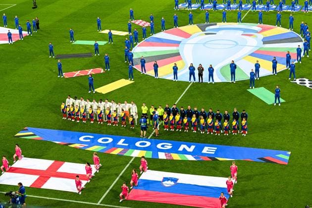 COLOGNE - England and Slovenia players during the UEFA EURO, EM, Europameisterschaft,Fussball 2024 group C match between England and Slovenia at the Rhein Energie stadium on June 25, 2024 in Cologne, Germany. ANP Hollandse Hoogte UEFA EURO 2024 2024 xVIxANPxSportx xGerritxvanxKeulenxIVx 502058005 originalFilename: 502058005.jpg