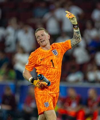 Football - UEFA EURO, EM, Europameisterschaft,Fussball 2024 - Group C - England v Slovenia COLOGNE, GERMANY - Tuesday, June 25, 2024: England s goalkeeper Jordan Pickford during the UEFA Euro 2024 Group C match between England and Slovenia at the Müngersdorfer Stadium. (Photo by David Rawcliffe Propaganda) COLOGNE Müngersdorfer Stadium NORTH RHINE-WESTPHALIA GERMANY  Copyright: xDavidxRawcliffex P2024-06-25-England_Slovenia-54