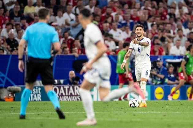 UEFA EURO, EM, Europameisterschaft,Fussball 2024: Dänemark - Serbien; 25.06.2024 Nemanja Gubelj (Serbien, 6) UEFA EURO 2024: Dänemark - Serbien; Munich Football Arena, München; 25.06.2024 Copyright: xBEAUTIFULxSPORTS Buriakovx