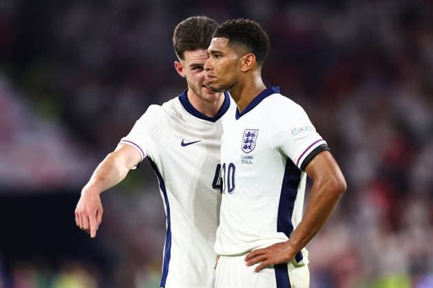 England v Slovenia 25 June 2024, Cologne - UEFA EUROs - Group C - England v Slovenia - Declan Rice of England and Jude Bellingham of England - Photo: Charlotte Wilson Offside. Cologne Germany Copyright: xCharlottexWilsonx xOffsidexOffside