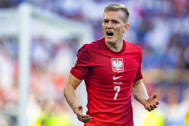 France Vs Poland during the UEFA EURO, EM, Europameisterschaft,Fussball 2024 match in Dortmund, Germany Karol Swiderski of Poland seen in action during the UEFA EURO 2024 group stage match between France and Poland at Football Stadium Dortmund. Copyright: xMikolajxBarbanellx