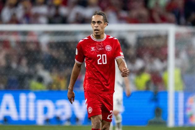 240625 Yussuf Poulsen of Denmark during the UEFA EURO, EM, Europameisterschaft,Fussball 2024 Football Championship match between Denmark and Serbia on June 25, 2024 in Munich. Photo: Mathias Bergeld BILDBYRAN kod MB MB0940 fotboll football soccer fotball fotbolls-em europamästerskap em uefa euro uefa european football championship euro 2024 danmark denmark serbien serbia bbeng Copyright: MATHIASxBERGELD BB240625MB137