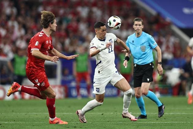 Sasa Lukic (Serbia)Joachim Andersen (Denmark) during the UEFA EURO, EM, Europameisterschaft,Fussball Germany 2024 match between Denmark 0-0 Serbia at Munich Football Arena on June 25, 2024 in Munich, Germany. Noxthirdxpartyxsales  (257681661)
