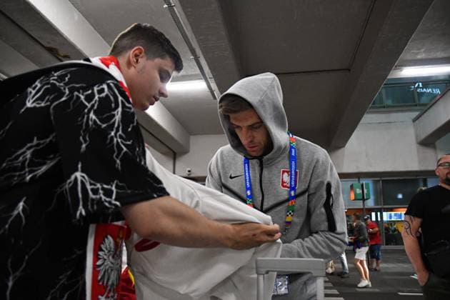 2024.06.26 Warszawa pilka nozna reprezentacja Polski Powrot reprezentacji Polski N z Krzysztof Piatek Foto Pawel Bejnarowicz PressFocus 2024.06.26 Warszawa Football - Polish national team, Nationalteam Powrot reprezentacji Polski Krzysztof Piatek Credit: Pawel Bejnarowicz PressFocus NEWSPIX.PL --- Newspix.pl Polish national team return from euro 2024 in Germany POLAND OUT!  20240626PB2560
