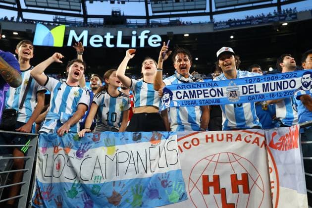 Chile and Argentina during the Copa America USA 2024, group A match between, at MetLife stadium in New Jersey, on June 25, 2024. NEW JERSEY UNITED STATES Copyright: xALEJANDROxPAGNIx
