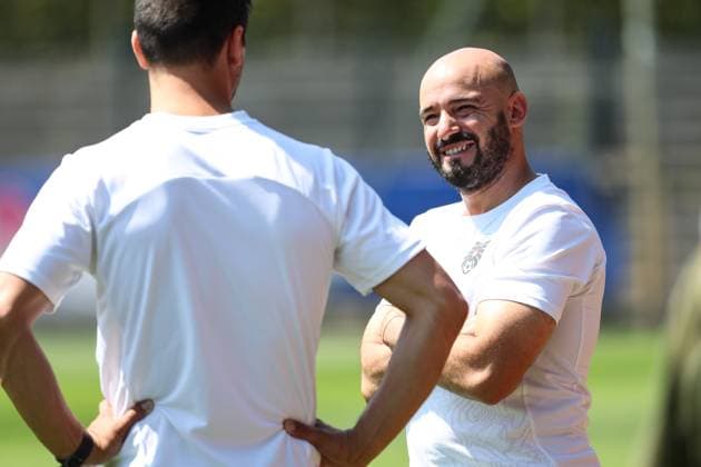 SOCCER - UEFA EURO, EM, Europameisterschaft,Fussball 2024 BERLIN,GERMANY,26.JUN.24 - SOCCER -UEFA EURO 2024, OEFB, Oesterreichischer Fussball-Bund, training. Image shows assistant coach Onur Cinel (AUT).  GEPAxpictures xArminxRauthner