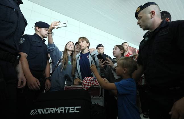 Croatia National Football Team arrive in Zagreb, Croatia Luka Modric of Croatia pose for a photo with fans at Franjo Tudjman Airport in Zagreb, Croatia, on June 26, 2024. RobertxAnic PIXSELL