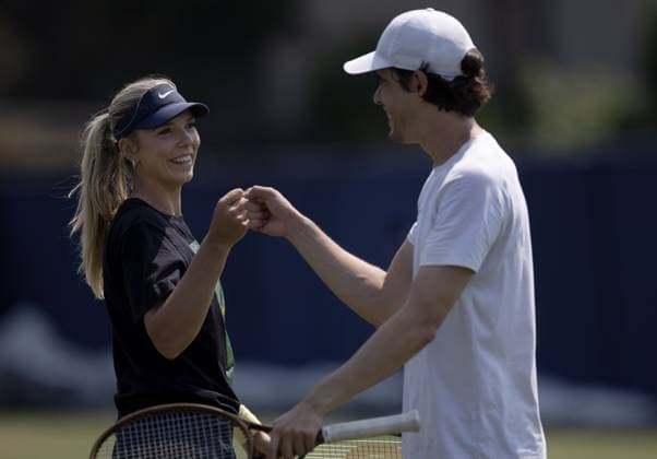 Katie Boulter of GB fists pumps her hitting partner during practice Rothesay International Eastbourne, Day 4, Tennis, Devonshire Park, Eastbourne, UK - 26 June 2024  Copyright: xEllaxLing Shutterstockx 14558912aj