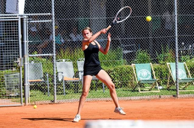 26.06.2024, xpsx, Tennis ITF-Turnier, v.l. Alina Mokrynska (UKR) Bruchköbel Hessen Deutschland (DEU)