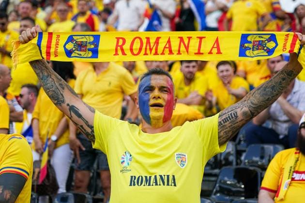 Fan aus Rumänien - Frankfurt 26.06.2024: Slowakei vs. Rumänien, EURO2024 M33 Gruppe E, EM-Arena Frankfurt