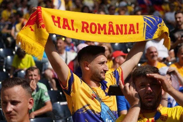 Fan aus Rumänien - Frankfurt 26.06.2024: Slowakei vs. Rumänien, EURO2024 M33 Gruppe E, EM-Arena Frankfurt
