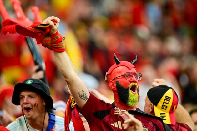 Sport Bilder des Tages Ukraine v Belgium Group E - UEFA EURO, EM, Europameisterschaft,Fussball 2024 STUTTGART, GERMANY - JUNE 26 : Supporters and fans ahead of the the UEFA EURO 2024 European Football Championship tournament group E stage match between Ukraine and Belgium at Stuttgart Arena on June 26, 2024 in Stuttgart, Germany, 26 06 2024 Stuttgart Germany  Copyright: xPeterxDexVoechtx
