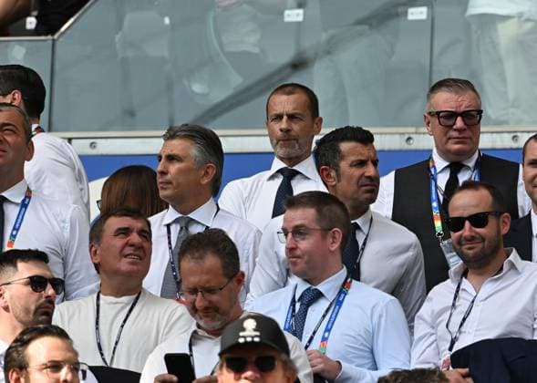 26.06.2024, xsltx, Fussball EM 2024, Slowakei - Rumänien emspor, v.l. UEFA Praesident Aleksander Ceferin (DFL DFB REGULATIONS PROHIBIT ANY USE OF PHOTOGRAPHS as IMAGE SEQUENCES and or QUASI-VIDEO) Frankfurt