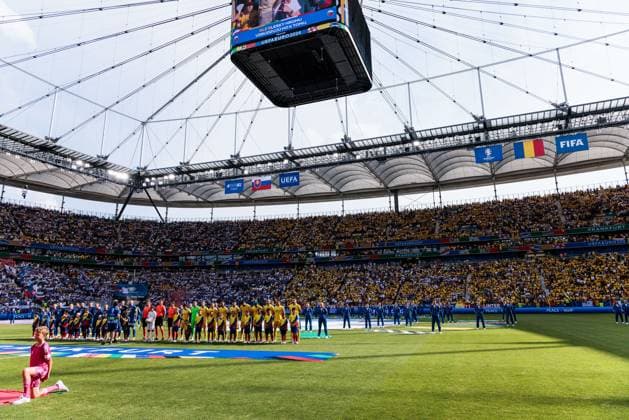 UEFA EURO, EM, Europameisterschaft,Fussball 2024: Slowakei - Rumänien; 26.06.2024 Die Mannschaften vor Spielbeginn UEFA EURO 2024: Slowakei - Rumänien; Frankfurt Arena, Frankfurt am 26.06.2024 Copyright: xBEAUTIFULxSPORTS Wunderlx