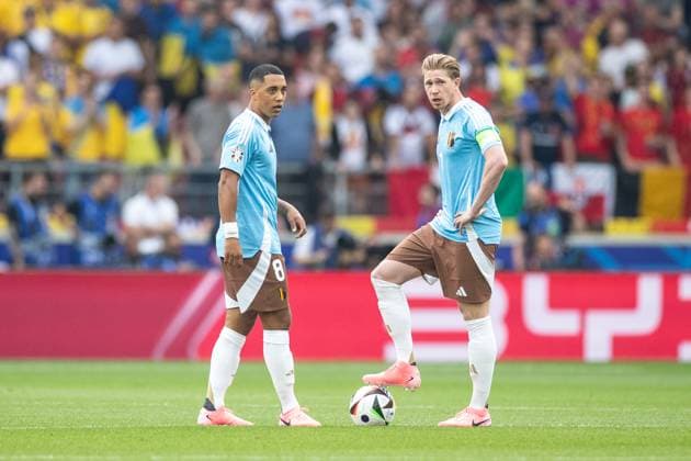 UEFA EURO, EM, Europameisterschaft,Fussball 2024: Ukraine - Belgien; 26.06.2024 Kevin De Bruyne (Belgien, 7), Youri Tielemans (Belgien, 8) UEFA EURO 2024: Ukraine - Belgien; Stuttgart Stadion, Stuttgart; 26.06.2024 Copyright: xBEAUTIFULxSPORTS Buriakovx