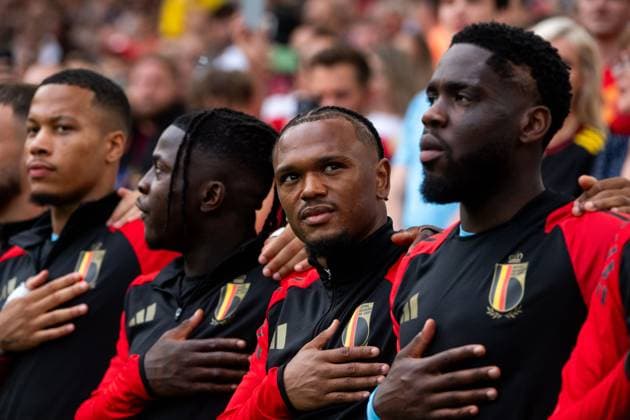 Lois Openda (Belgien, 20) und Team bei der Nationalhymne, GER, Ukraine (UKR) vs Belgium (BEL), Fussball Europameisterschaft, UEFA EURO, EM, Europameisterschaft,Fussball 2024, Gruppe E, 3. Spieltag, 26.06.2024 GER, Ukraine (UKR) vs Belgium (BEL), Fussball Europameisterschaft, UEFA EURO 2024, Gruppe E, 3. Spieltag, 26.06.2024 Stuttgart Copyright: xEibner-Pressefoto Memmlerx EP_MMR