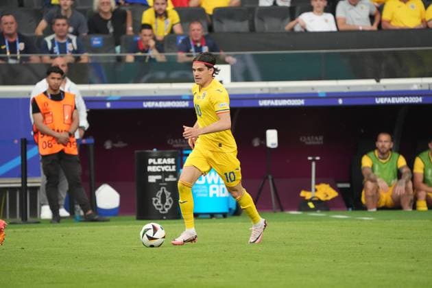Ianis Hagi (Rumänien Romania, 10) - Frankfurt 26.06.2024: Slowakei vs. Rumänien, EURO2024 M33 Gruppe E, EM-Arena Frankfurt