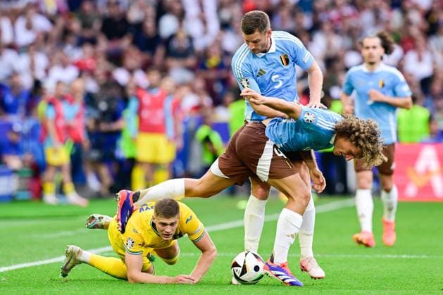 Ukraine v Belgium Group E - UEFA EURO, EM, Europameisterschaft,Fussball 2024 STUTTGART, GERMANY - JUNE 26 : Faes Wout defender of Belgium and Vertonghen Jan defender of Belgium during the UEFA EURO 2024 European Football Championship tournament group E stage match between Ukraine and Belgium at Stuttgart Arena on June 26, 2024 in Stuttgart, Germany, 26 06 2024  Copyright: xPeterxDexVoechtx
