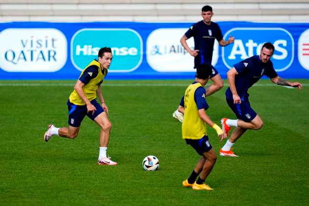 Italy& x2019;s Federico Chiesa during training session at the base camp in Iserlohn on June 26, 2024, UEFA EURO, EM, Europameisterschaft,Fussball 2024, Iserlohn, Germany - - Soccer .  Copyright: xFabioxFerrari LaPressex